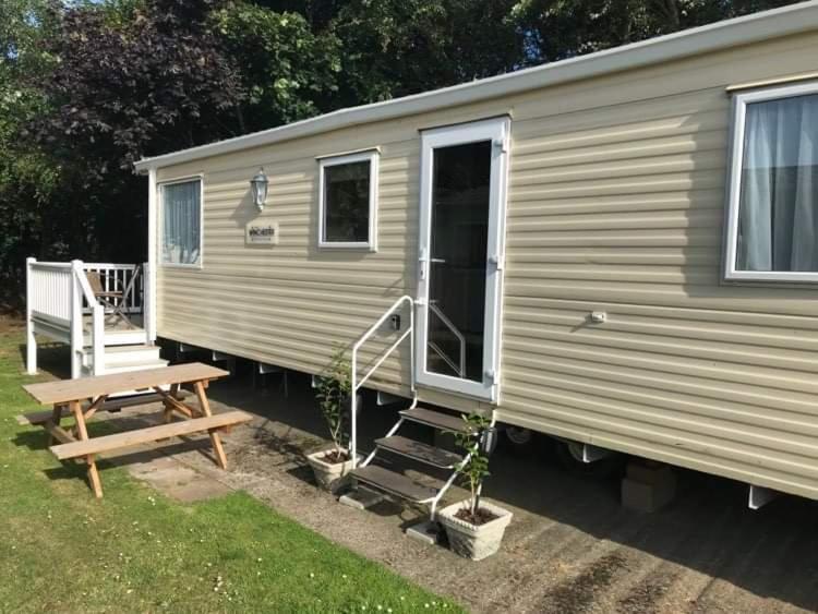 Hotel The Winchester Luxury Pet Friendly Caravan On Broadland Sands Holiday Park Between Lowestoft And Great Yarmouth Corton  Esterno foto